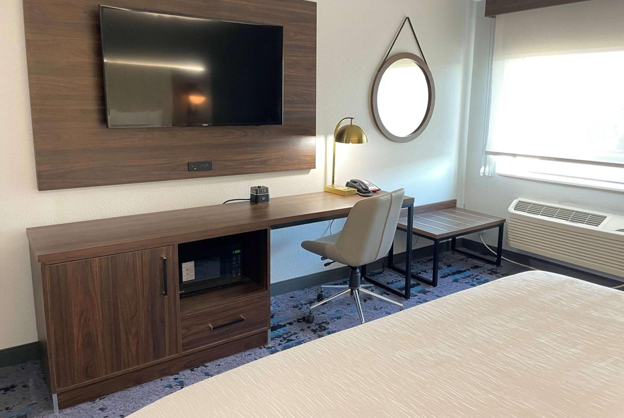La Quinta By Wyndham Springdale